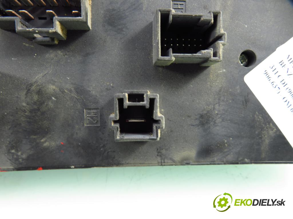 MERCEDES-BENZ SPRINTER 3,5-t Skrzynia (906) FURGON 2007 80,00 311 CDI (906.631, 906.633, 906.635, 906.637) - OM  2148,00 MODUL BSI A9065453001