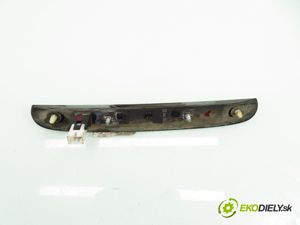 FIAT CROMA (194_) KOMBI 2006 110,00 1.9 D Multijet 150 - 939 A2.000 1910,00 klika dveří kufr