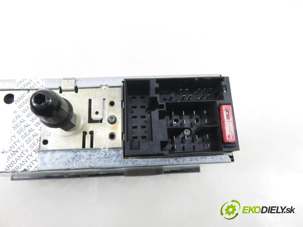 ALFA ROMEO GT (937_) COUPE 2005 110,00 1.9 JTD - 937 A5.000 1910,00 RADIO 156048410