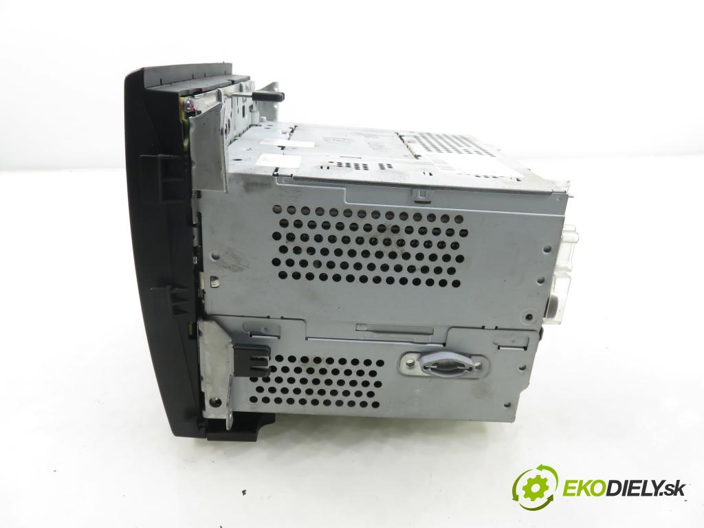 PORSCHE CAYENNE II (92A) SUV 2010 176,00 3.0 Diesel - M 05.9E 2967,00 RADIO 7P5035884F ; 7PP919193R