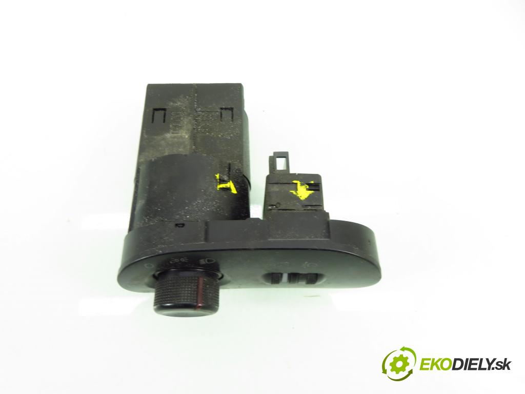 SEAT IBIZA III (6L1) HB 2005 55,00 1.4 16V - BBY 1390,00 prepínač svetlá 6L1941531AF