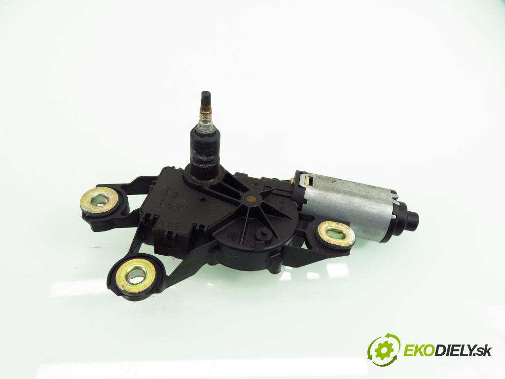 SEAT IBIZA III (6L1) HB 2003 55,00 1.4 16V - BBY 1390,00 Motorček stierače zadné 6L6955711A