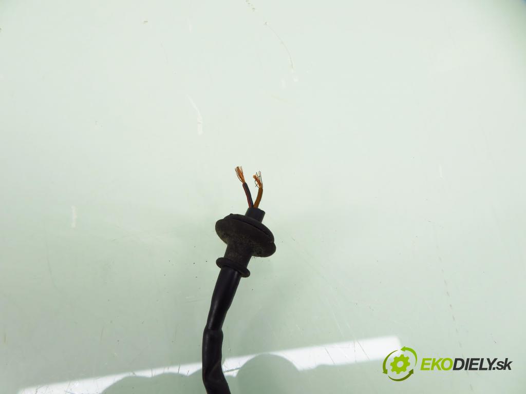 SEAT IBIZA III (6L1) HB 2005 55,00 1.4 16V - BBY 1390,00 SVĚTLO bŕzd