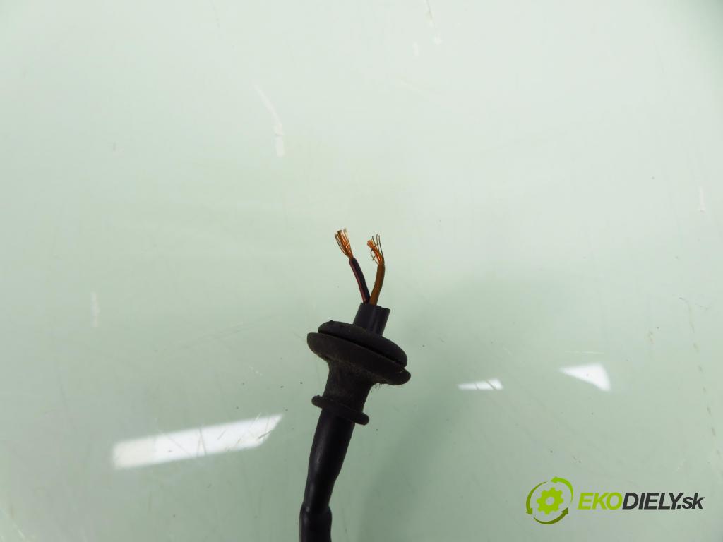 SEAT IBIZA III (6L1) HB 2005 55,00 1.4 16V - BBY 1390,00 SVĚTLO bŕzd