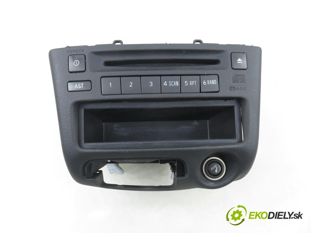 TOYOTA YARIS (_P1_) HB 2004 50,00 1.0 VVT- i 68 - 1SZ-FE 998,00 RADIO CD 861200D140 ; 566839