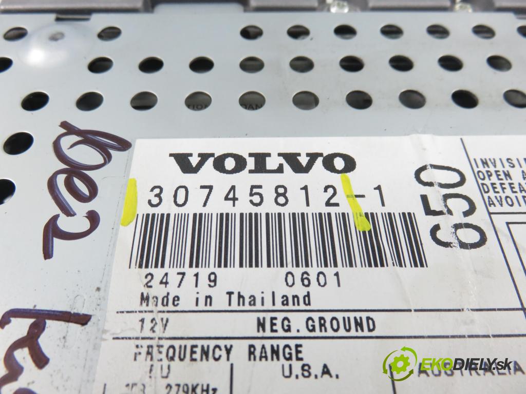 VOLVO S60 I (384) SEDAN 2006 136,00 2.4 D5 - D 5244 T4 2400,00 RADIO CD 30745812