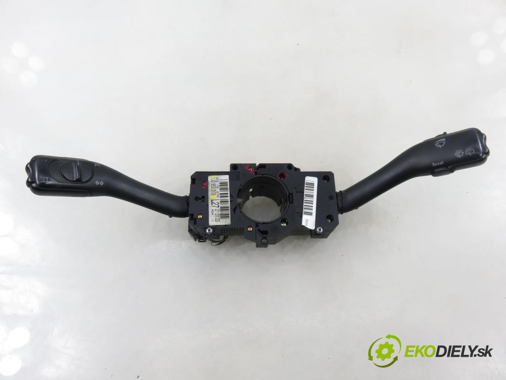 VW PASSAT B5.5 Variant (3B6) KOMBI 2002 96,00 1.9 TDI - AWX 1896,00 páčka/prepínač 1J0953513 ; 4B0953503H