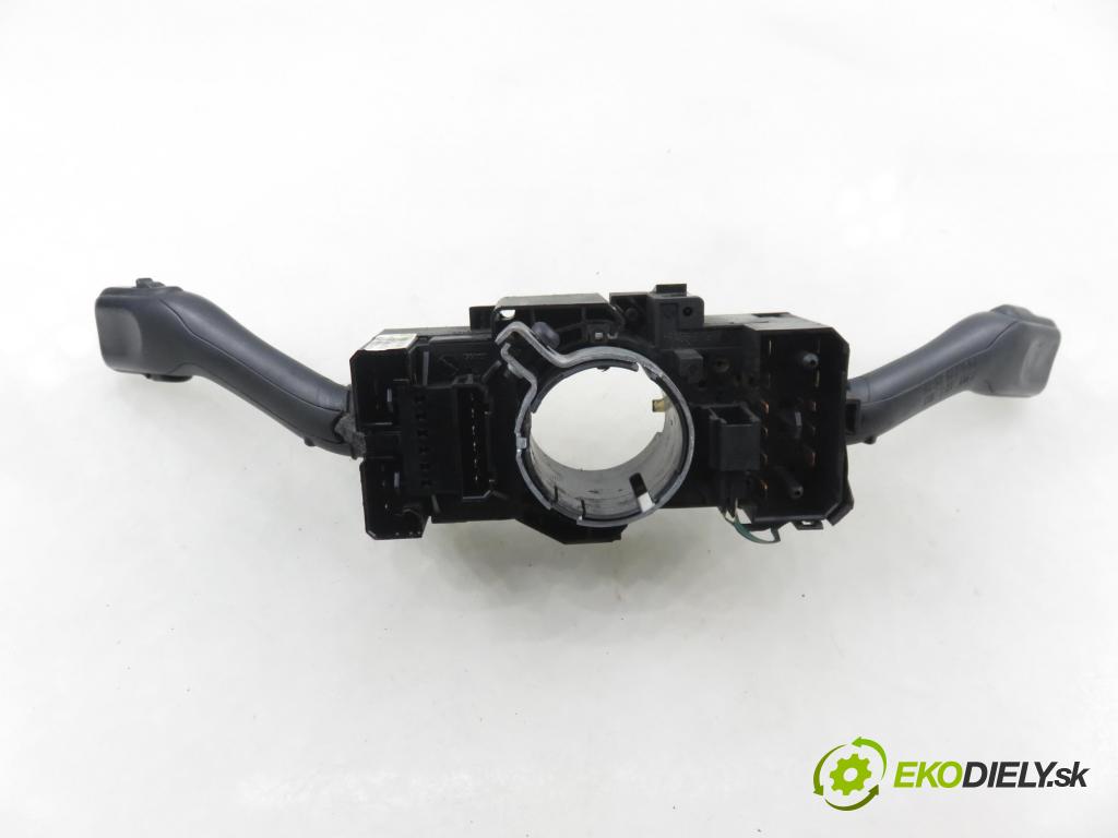 VW PASSAT B5.5 Variant (3B6) KOMBI 2002 96,00 1.9 TDI - AWX 1896,00 páčka/prepínač 1J0953513 ; 4B0953503H