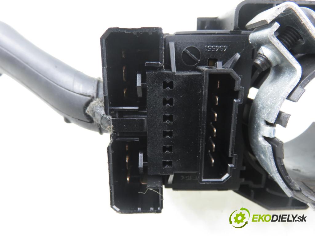 VW PASSAT B5.5 Variant (3B6) KOMBI 2002 96,00 1.9 TDI - AWX 1896,00 páčka/prepínač 1J0953513 ; 4B0953503H