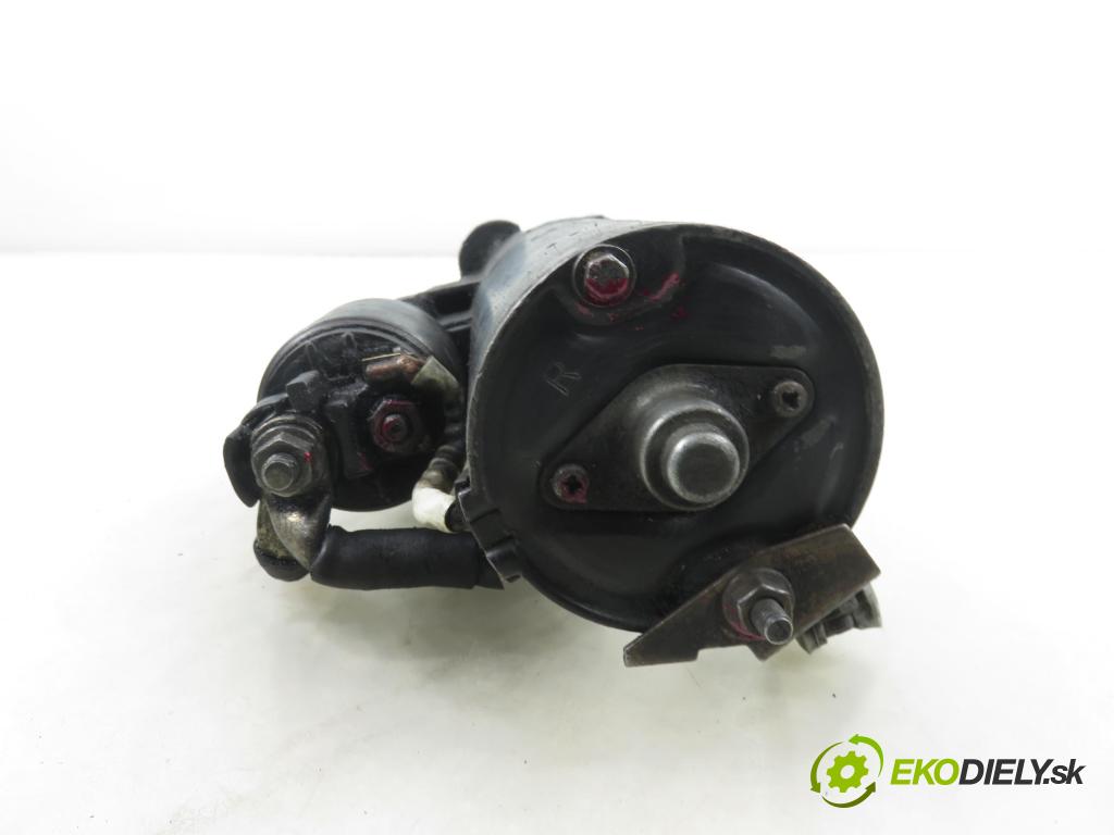 VW PASSAT B5.5 Variant (3B6) KOMBI 2002 96,00 1.9 TDI - AWX 1896,00 Štartér 068911024G ; 0001110128 ; 0001110129 (Štartér)