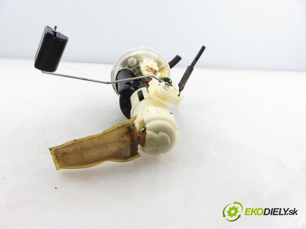 SUZUKI LIANA (ER) HB 2007 79,00 1.6 4WD - M16A 1586,00 pumpa paliva