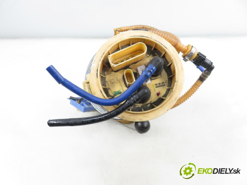 PORSCHE CAYENNE II (92A) SUV 2010 176,00 3.0 Diesel - M 05.9E 2967,00 pumpa paliva 7P6919679A ; A2C53352042