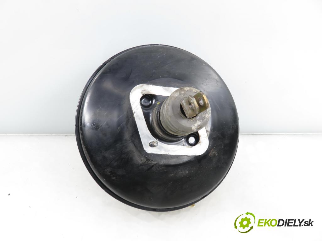 MERCEDES-BENZ Sedan (W124) SEDAN 1992 100,00 200 E (124.019) - M 111.940 1998,00 posilovač 0034301730 ; 3776203014 (Servočerpadlo)