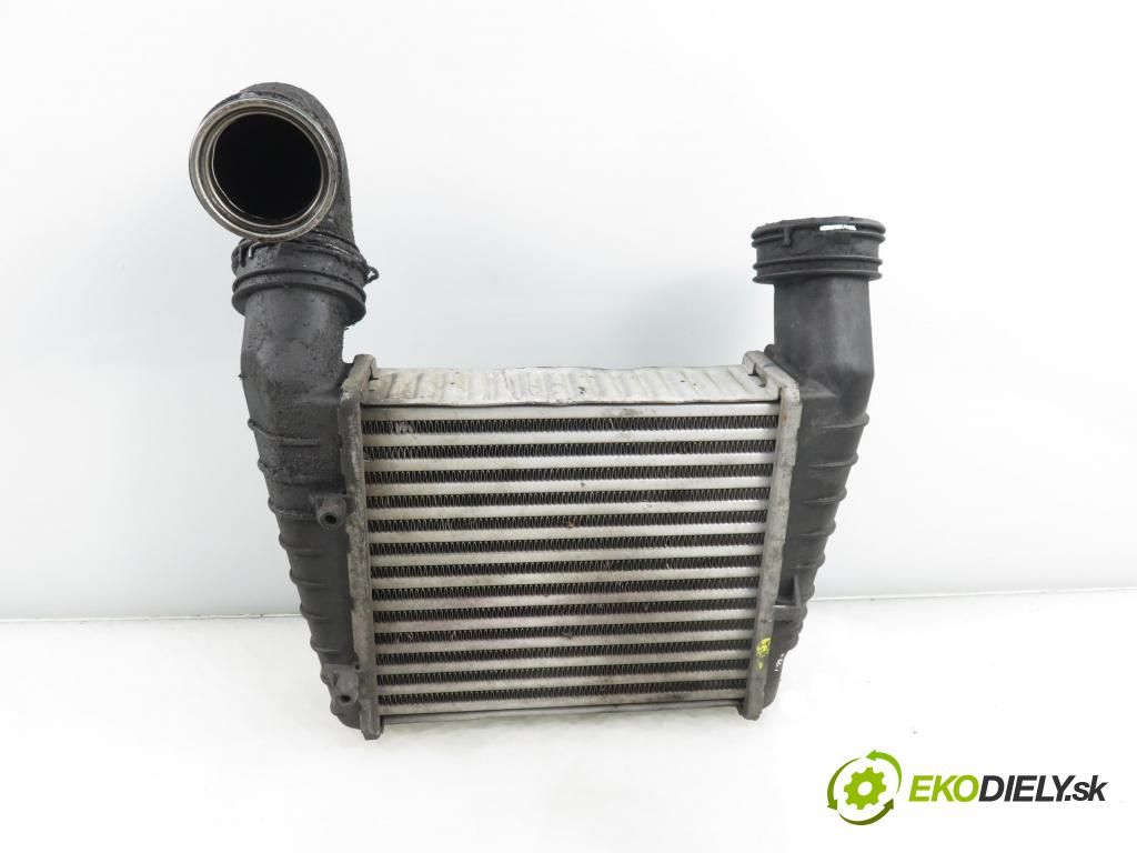 VW PASSAT B5.5 Variant (3B6) KOMBI 2002 96,00 1.9 TDI - AWX 1896,00 chladič intercooler