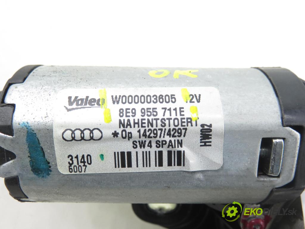 AUDI Q5 (8R) SUV 2010 176,00 3.0 TDI quattro - CCWA 2967,00 motorek stěrače ZADNÍ: 8E9955711E ; W000003605