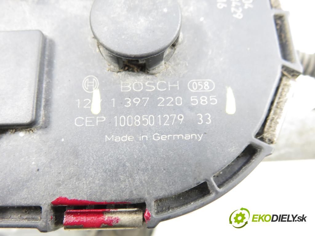 AUDI Q5 (8R) SUV 2010 176,00 3.0 TDI quattro - CCWA 2967,00 Motorček stieračov 8R1955023D ; 3397021187 ; 8R1955119A