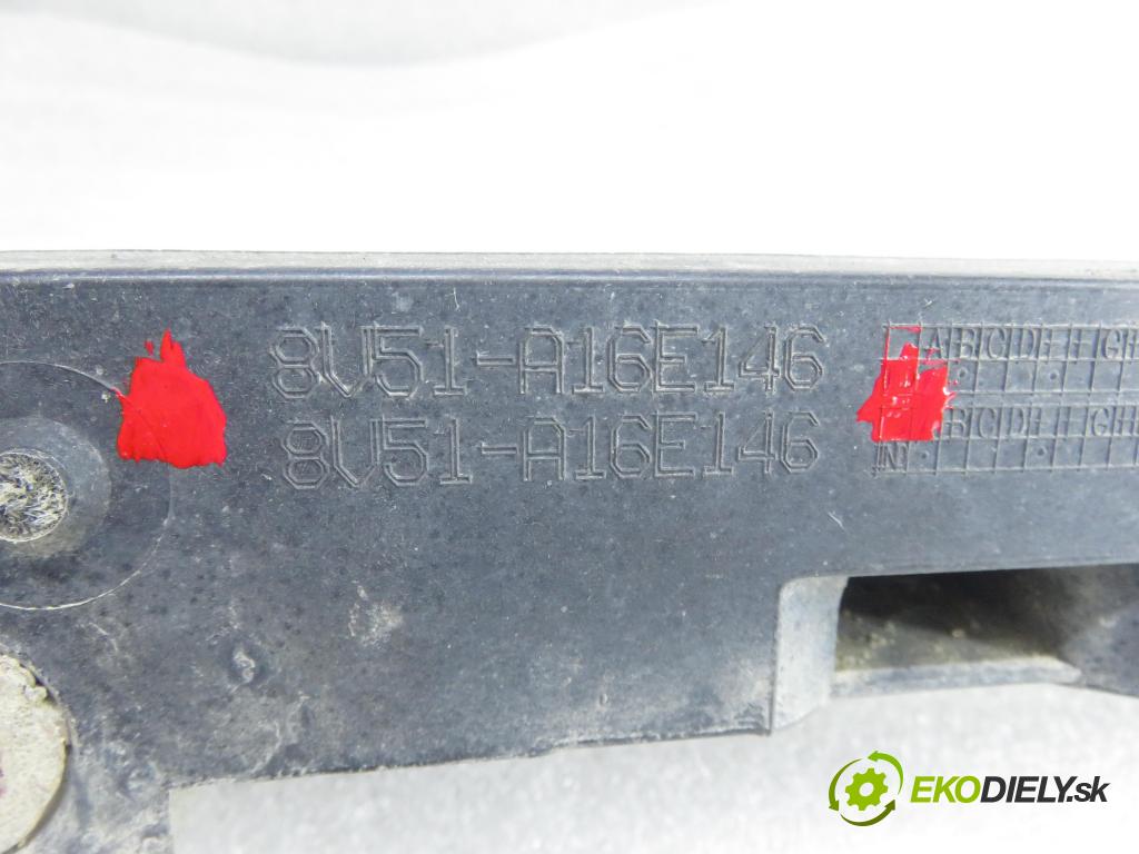 FORD FIESTA VI Van HB 2010 51,00 1.4 TDCi - KVJA 1399,00 držák přední část 8V51A16E146