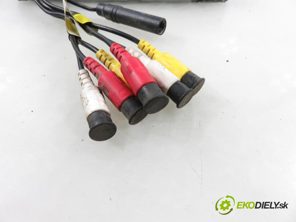 ROVER 75 (RJ) SEDAN 2005 85,00 2.0 CDT 116 - 204D2 1951,00 slot DVD/ EKRAN