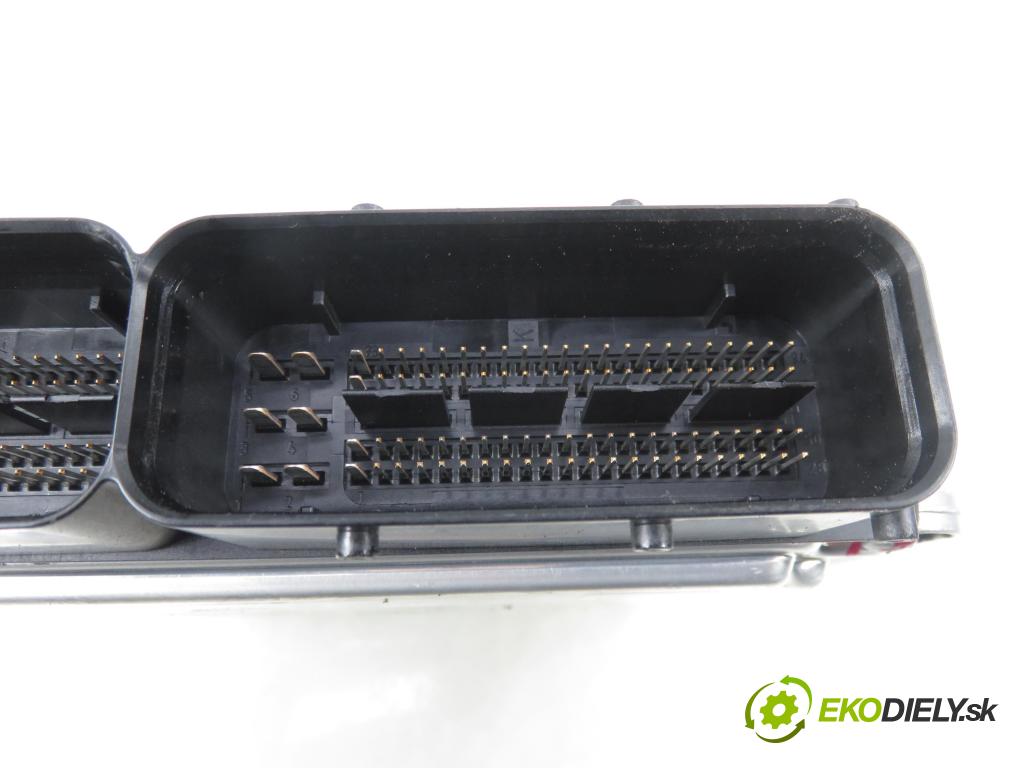 AUDI Q5 (8R) SUV 2010 176,00 3.0 TDI quattro - CCWA 2967,00 řídící jednotka motora 8R0907401J ; 0281016453 ; 8K0907401A