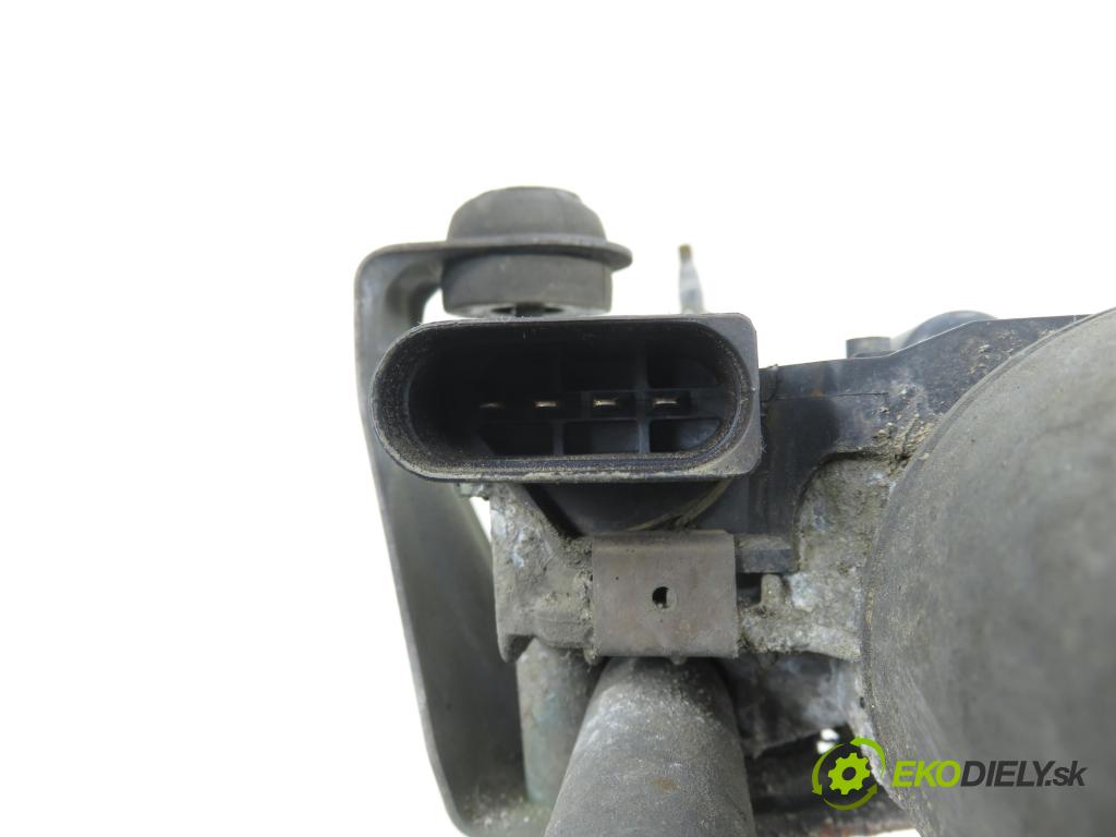 VW CADDY III Furgon (2KA, 2KH, 2CA, 2CH) FURGON 2006 77,00 1.9 TDI - BLS 1896,00 Motorček stieračov 0390241746