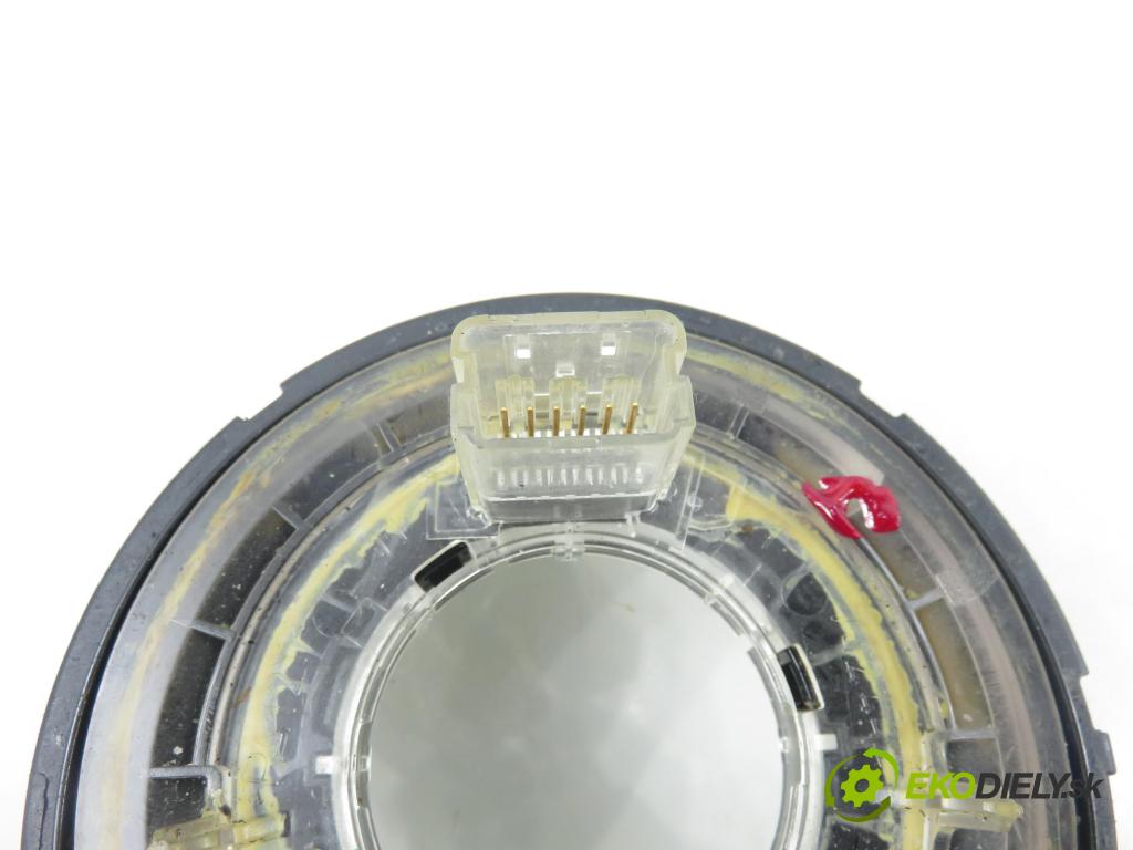 AUDI Q5 (8R) SUV 2010 176,00 3.0 TDI quattro - CCWA 2967,00 PÁSKA: air BAG 8K0953568F