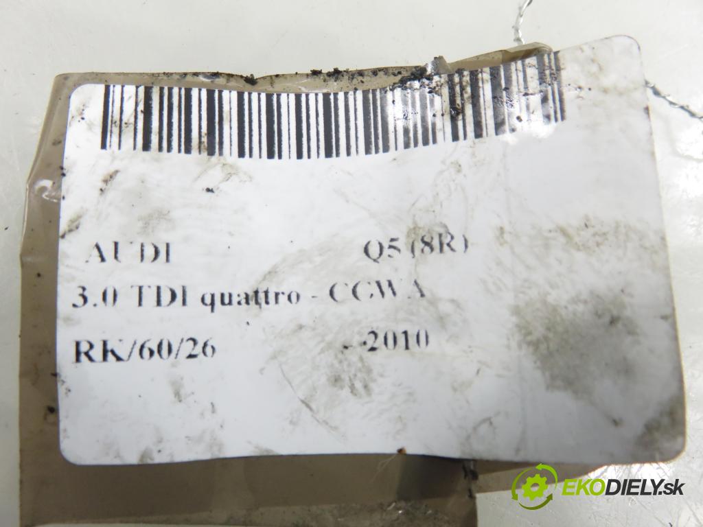 AUDI Q5 (8R) SUV 2010 176,00 3.0 TDI quattro - CCWA 2967,00 Hák / ucho ťažné 8K0805615