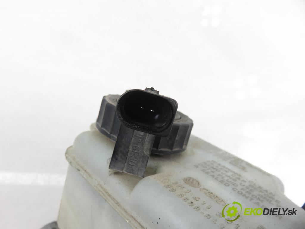 VW CADDY III Furgon (2KA, 2KH, 2CA, 2CH) FURGON 2006 77,00 1.9 TDI - BLS 1896,00 posilovač 1T1614105G ; 03787430014 (Servočerpadlo)