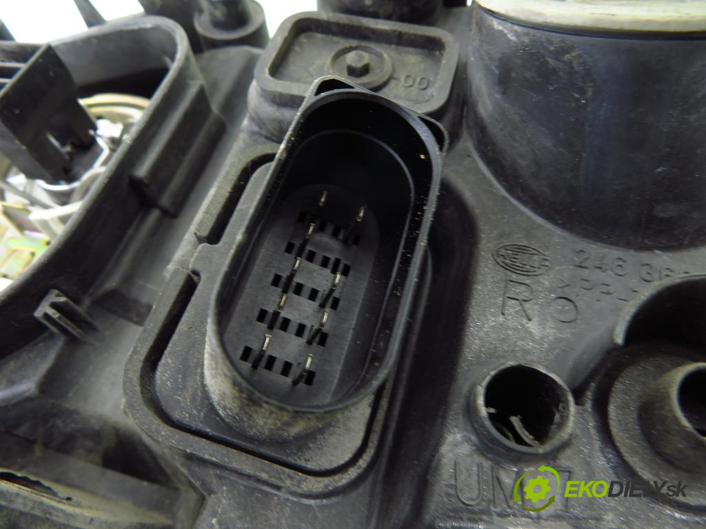 SKODA FABIA I (6Y2) HB 2003 44,00 1.4 - AZF 1397,00 Svetlo LP