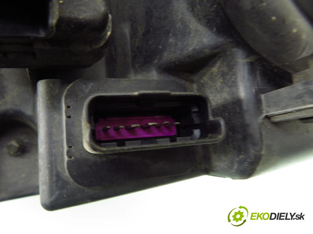PEUGEOT 406 Break (8E/F) KOMBI 2001 80,00 2.0 HDI 110 - RHZ (DW10ATED) 1997,00 Svetlo PP 0301175002