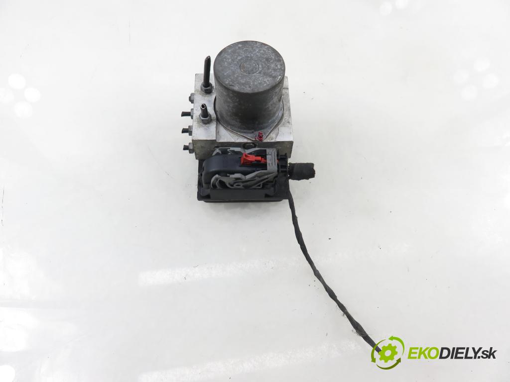 AUDI Q5 (8R) SUV 2010 176,00 3.0 TDI quattro - CCWA 2967,00 pumpa ABS 8R0614517AG ; 0265951044 ; 0265236148 (Pumpa ABS)