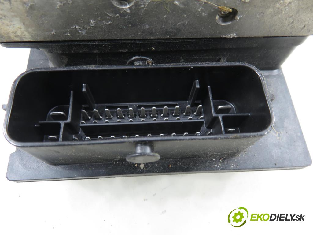 AUDI Q5 (8R) SUV 2010 176,00 3.0 TDI quattro - CCWA 2967,00 pumpa ABS 8R0614517AG ; 0265951044 ; 0265236148 (Pumpa ABS)