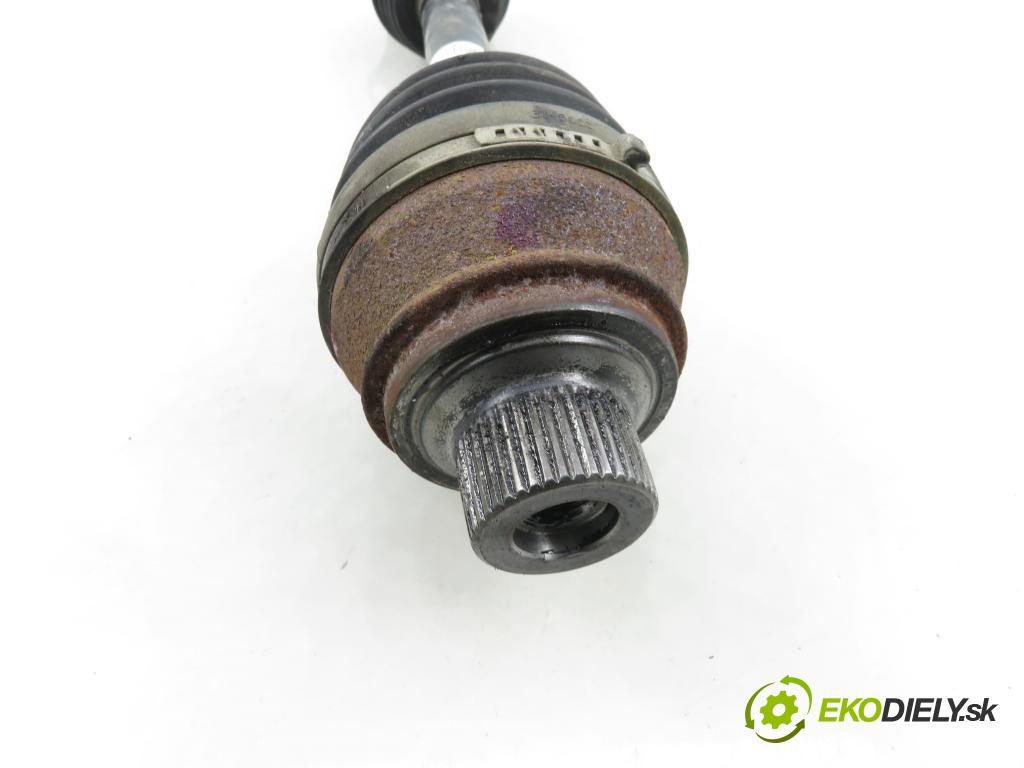 AUDI Q5 (8R) SUV 2010 176,00 3.0 TDI quattro - CCWA 2967,00 poloos PP 8R0407271C