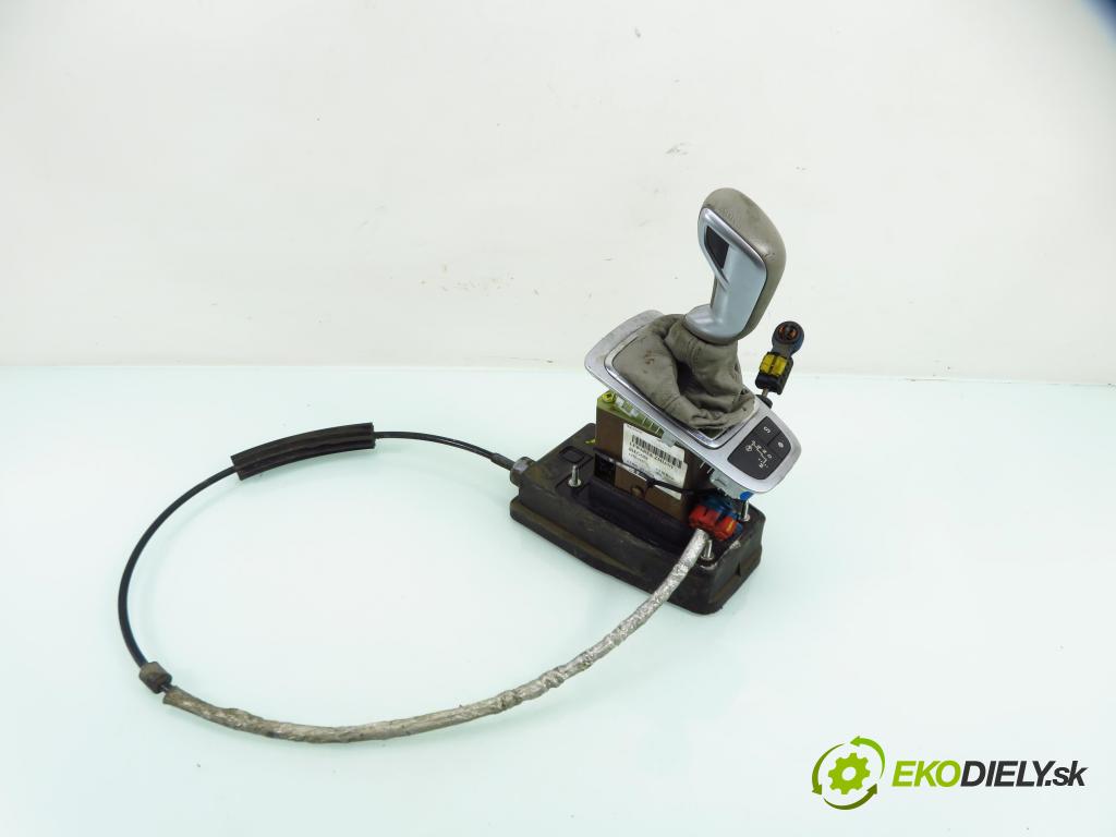 CITROEN C5 III Break (RW_) KOMBI 2008 150,00 2.7 HDi - UHZ (DT17BTED4) 2720,00 ZVEDÁK: 9681617780