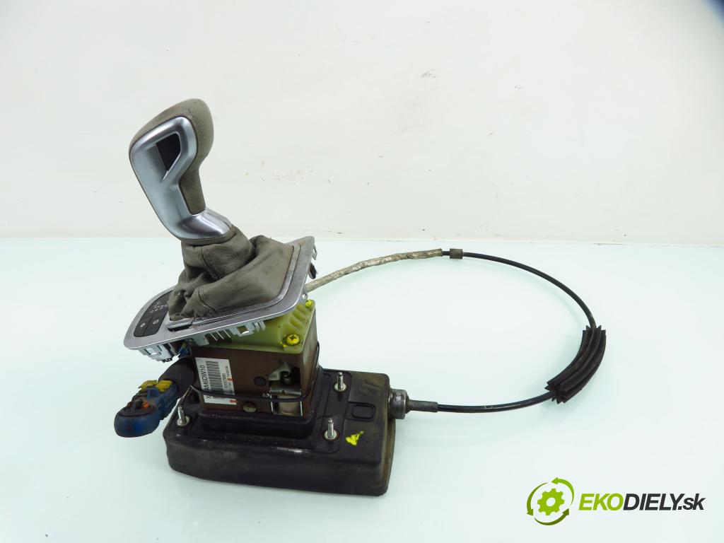 CITROEN C5 III Break (RW_) KOMBI 2008 150,00 2.7 HDi - UHZ (DT17BTED4) 2720,00 ZVEDÁK: 9681617780