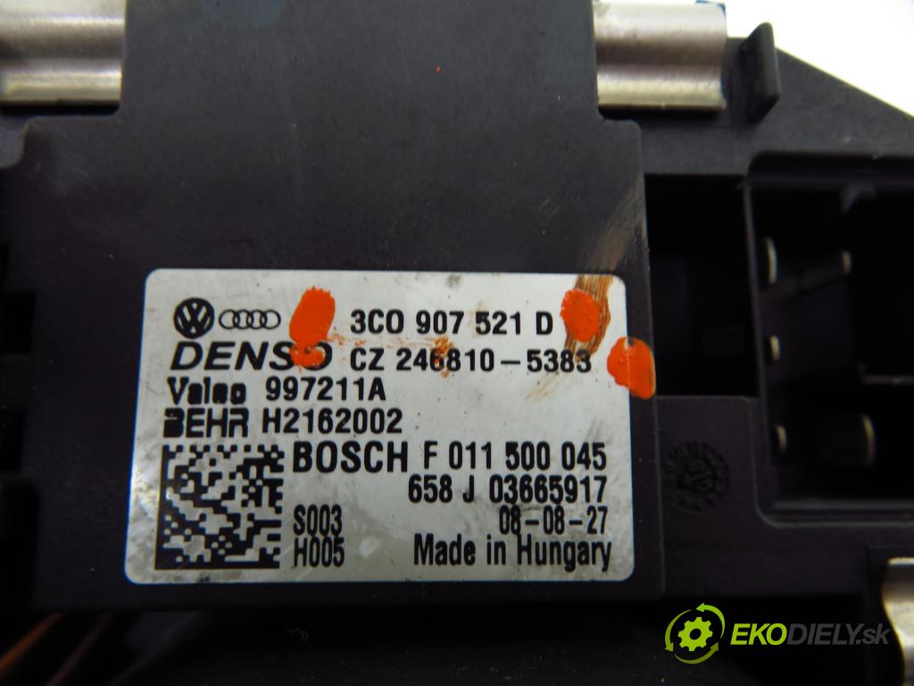 SKODA SUPERB II (3T4) LIFTBACK 2009 118,00 1.8 TSI - BZB 1798,00 ventilátor větráku 3C0907521D ; 2468105383 ; 3C1820015L