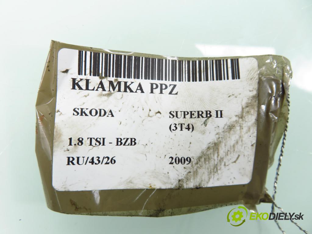 SKODA SUPERB II (3T4) LIFTBACK 2009 118,00 1.8 TSI - BZB 1798,00 Kľučka