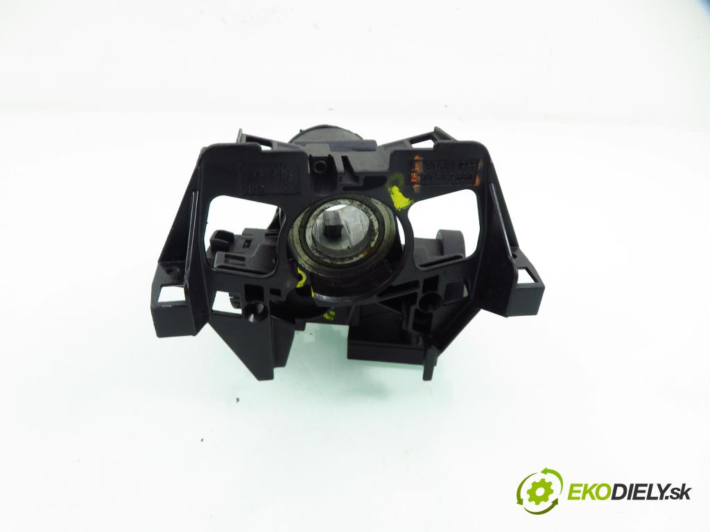 OPEL CORSA C (X01) HB 2002 55,00 1.7 DTI - Y 17 DT 1686,00 spínačka 24445098 ; 90589389 ; 90589389 (Spínací skříňka)