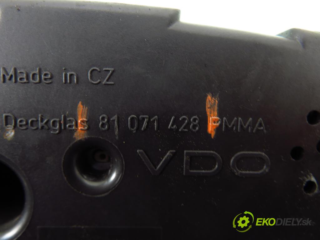 SKODA OCTAVIA I (1U2) LIFTBACK 2000 66,00 1.9 TDI 90- AGR 1896,00 Prístrojovka elektrický 81071428