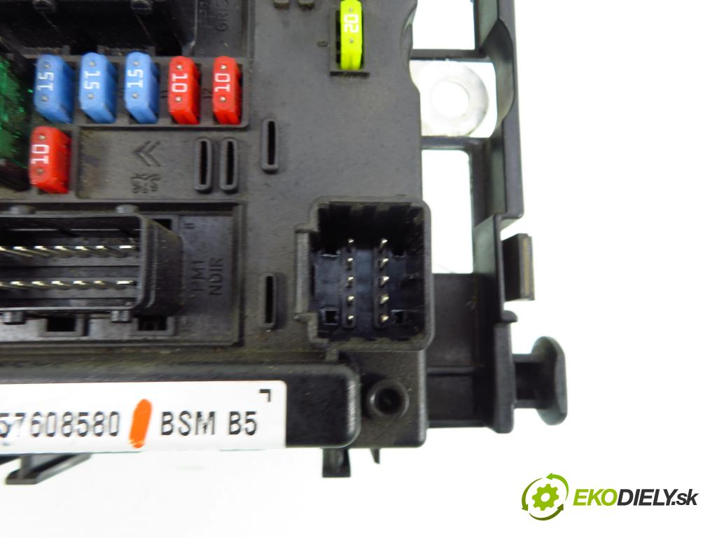 PEUGEOT 206 liftback (2A/C) HB 2003 55,00 1.4 75 - KFW 1360,00 MODUL BSM 9657608580