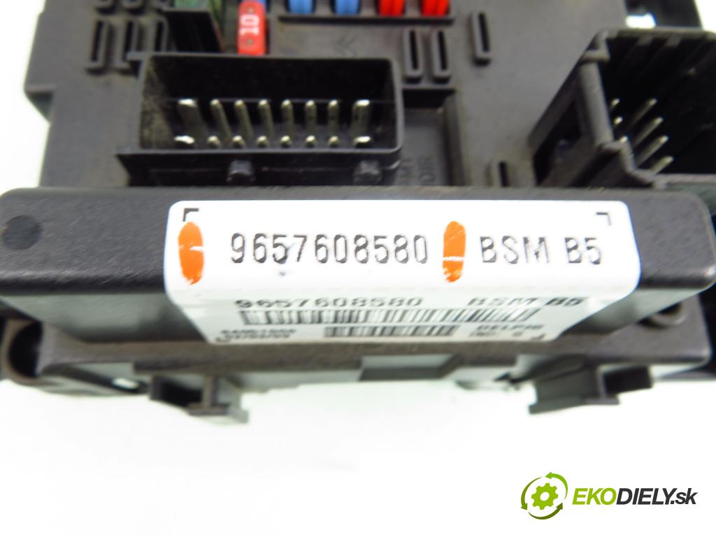 PEUGEOT 206 liftback (2A/C) HB 2003 55,00 1.4 75 - KFW 1360,00 MODUL BSM 9657608580