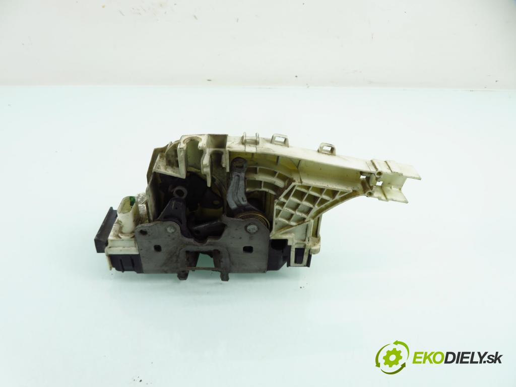 MERCEDES-BENZ SPRINTER 3,5-t Skrzynia (906) FURGON 2007 80,00 311 CDI (906.631, 906.633, 906.635, 906.637) - OM  2148,00 zámok A9067202135