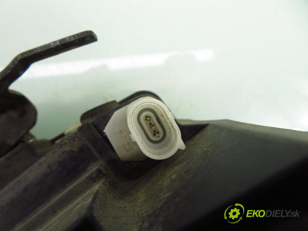 FORD GALAXY (WGR) MINIVAN 2002 85,00 2.0 i DOHC 116 - NSE 1998,00 zámok 93BG220A20DD