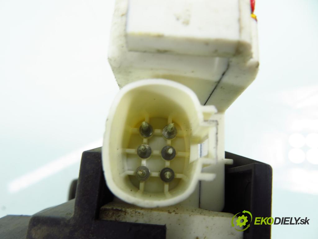 FORD GALAXY (WGR) MINIVAN 2002 85,00 2.0 i DOHC 116 - NSE 1998,00 zámok 93BG220A20DD