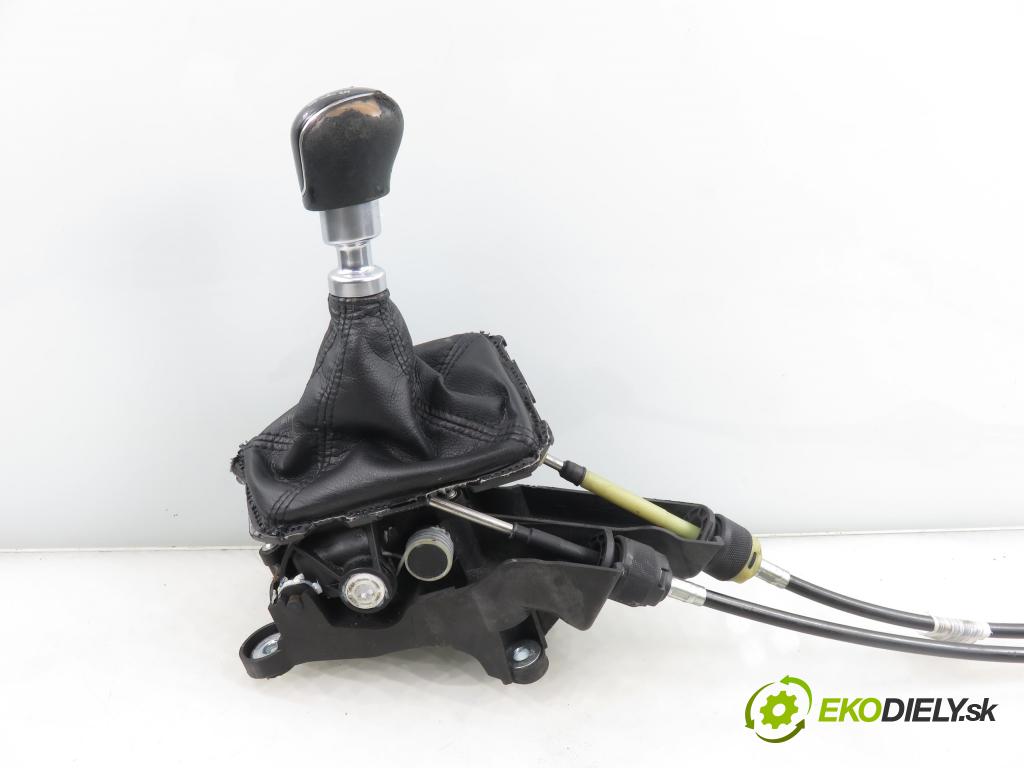 FORD FOCUS III Turnier KOMBI 2012 85,00 1.6 TDCi - T1DB 1560,00 ZVEDÁK: BV6R7E395GA