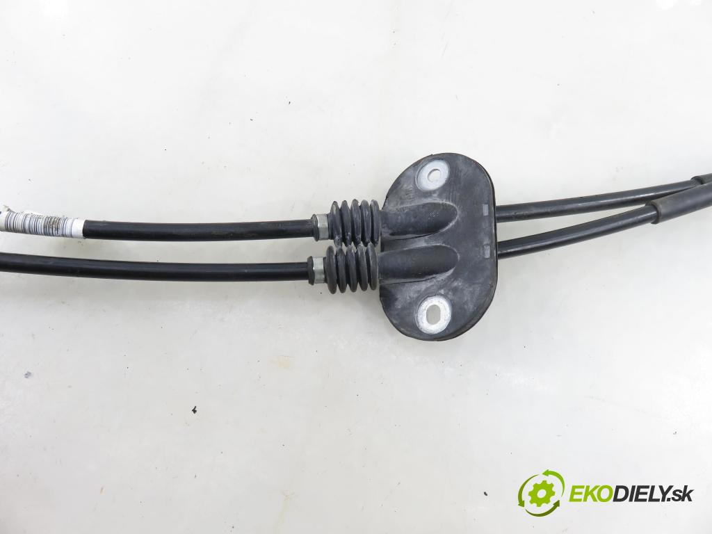 FORD FOCUS III Turnier KOMBI 2012 85,00 1.6 TDCi - T1DB 1560,00 ZVEDÁK: BV6R7E395GA