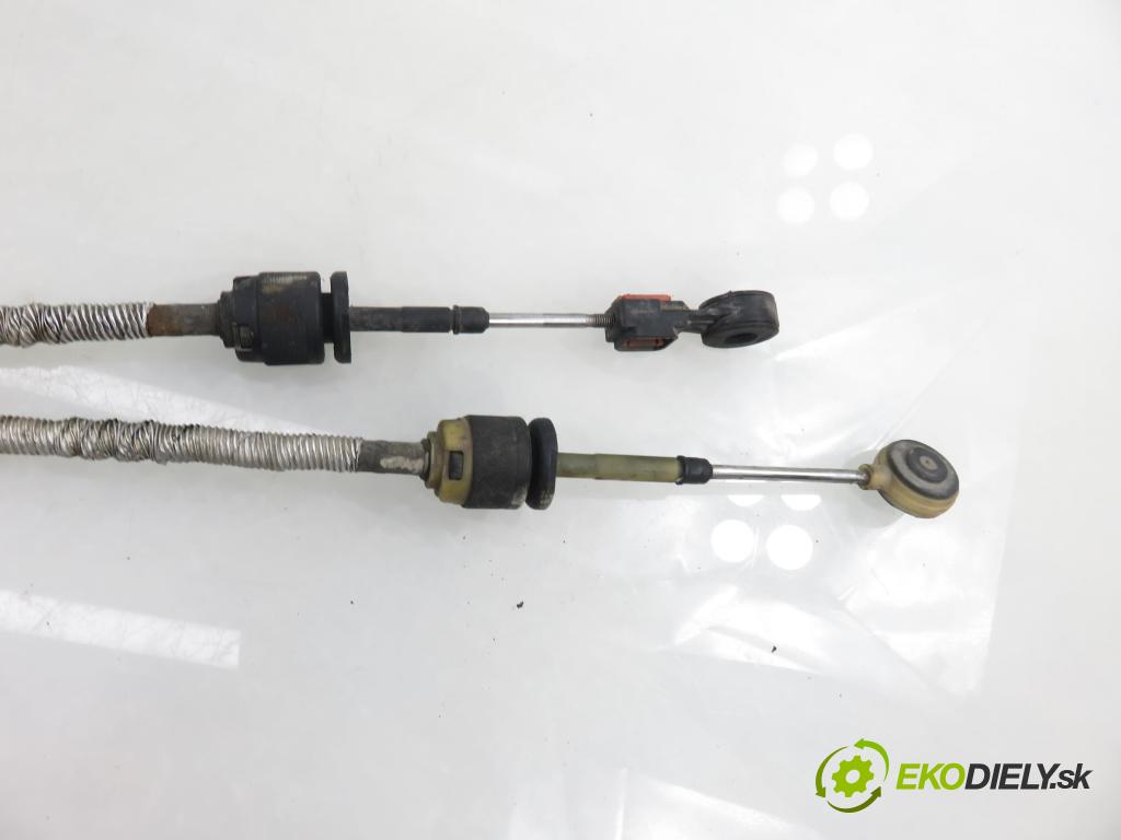 FORD FOCUS III Turnier KOMBI 2012 85,00 1.6 TDCi - T1DB 1560,00 ZVEDÁK: BV6R7E395GA