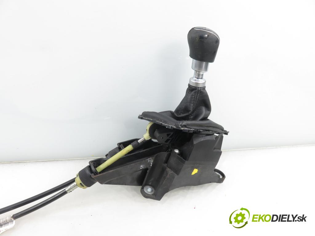 FORD FOCUS III Turnier KOMBI 2012 85,00 1.6 TDCi - T1DB 1560,00 ZVEDÁK: BV6R7E395GA