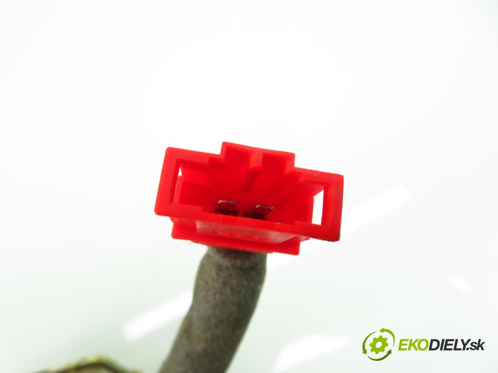 FORD GALAXY (WGR) MINIVAN 2002 85,00 2.0 i DOHC 116 - NSE 1998,00 zámok dverí kufor EL. YM21431C50DG ; 7M4827501