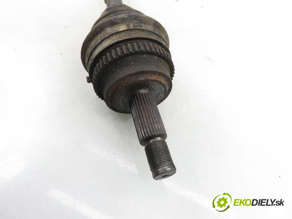 OPEL MOVANO Furgon (X70) FURGON 2005 84,00 2.5 DTI - G9U 724 2464,00 poloos PP