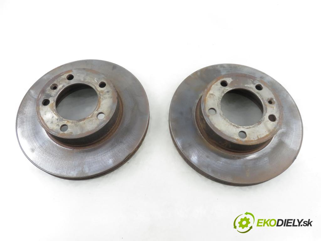 OPEL MOVANO Furgon (X70) FURGON 2005 84,00 2.5 DTI - G9U 724 2464,00 Lamela kotúč brzdová predný 